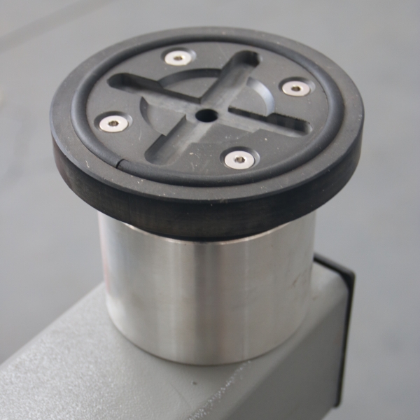 Application of Vacuum Suction Cups in Edge Banding of Shaped Wooden Panels
